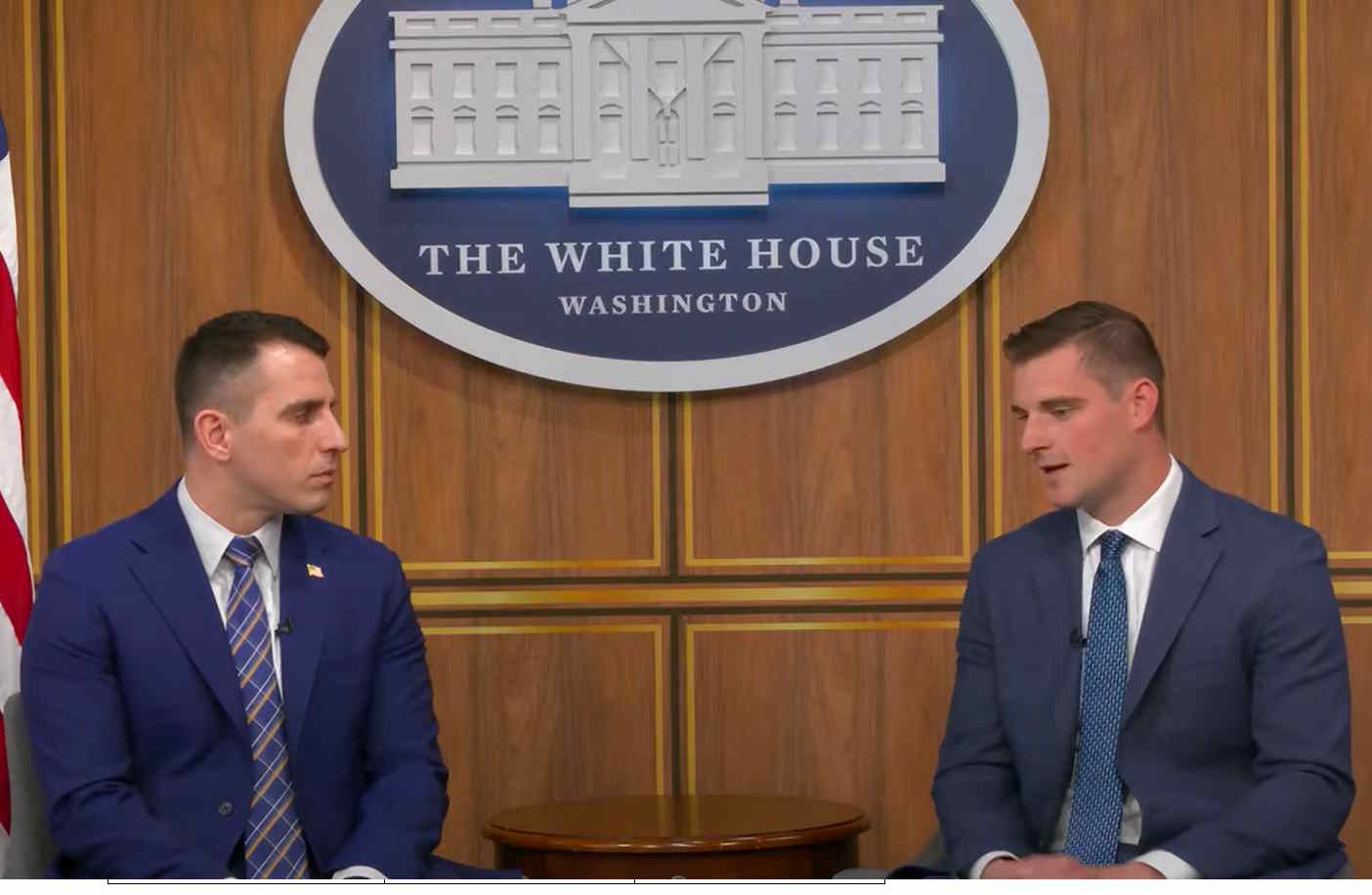 To daje do myślenia. Oto co Bo Hines mówi o rewolucji finansowej w USA