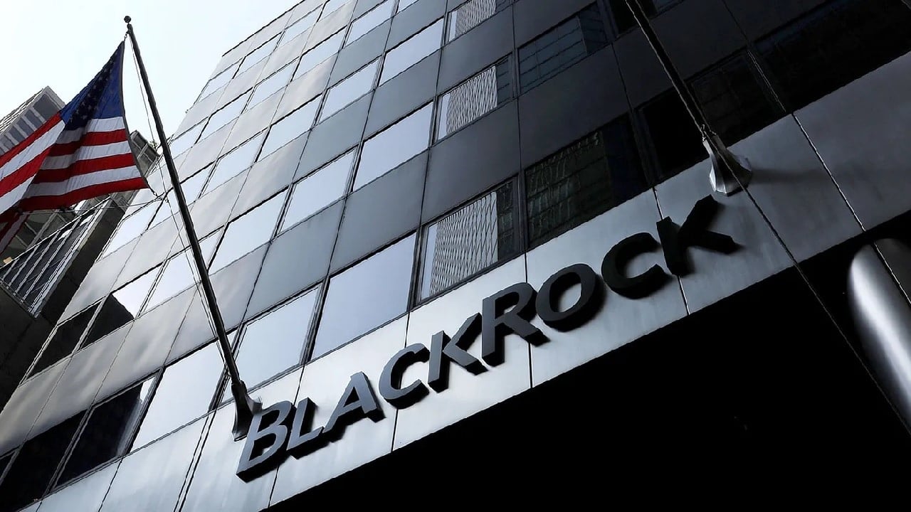Kryptowalutowy gigant z Wall Street drży! Inwestorzy stracili wiarę w ETF BlackRocka?
