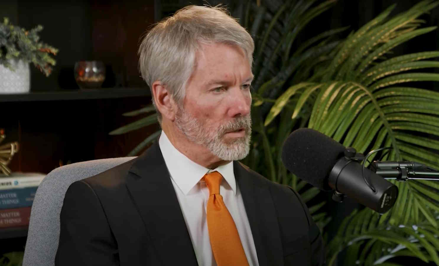 Saylor się doigrał? właściciel ponad 349 000 BTC w tarapatach!