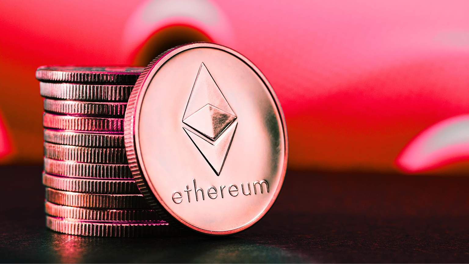 Nagły zwrot akcji. Wieloryby porzucają altcoin z TOP 10. Szykuje się powtórka z ostatniego krachu?