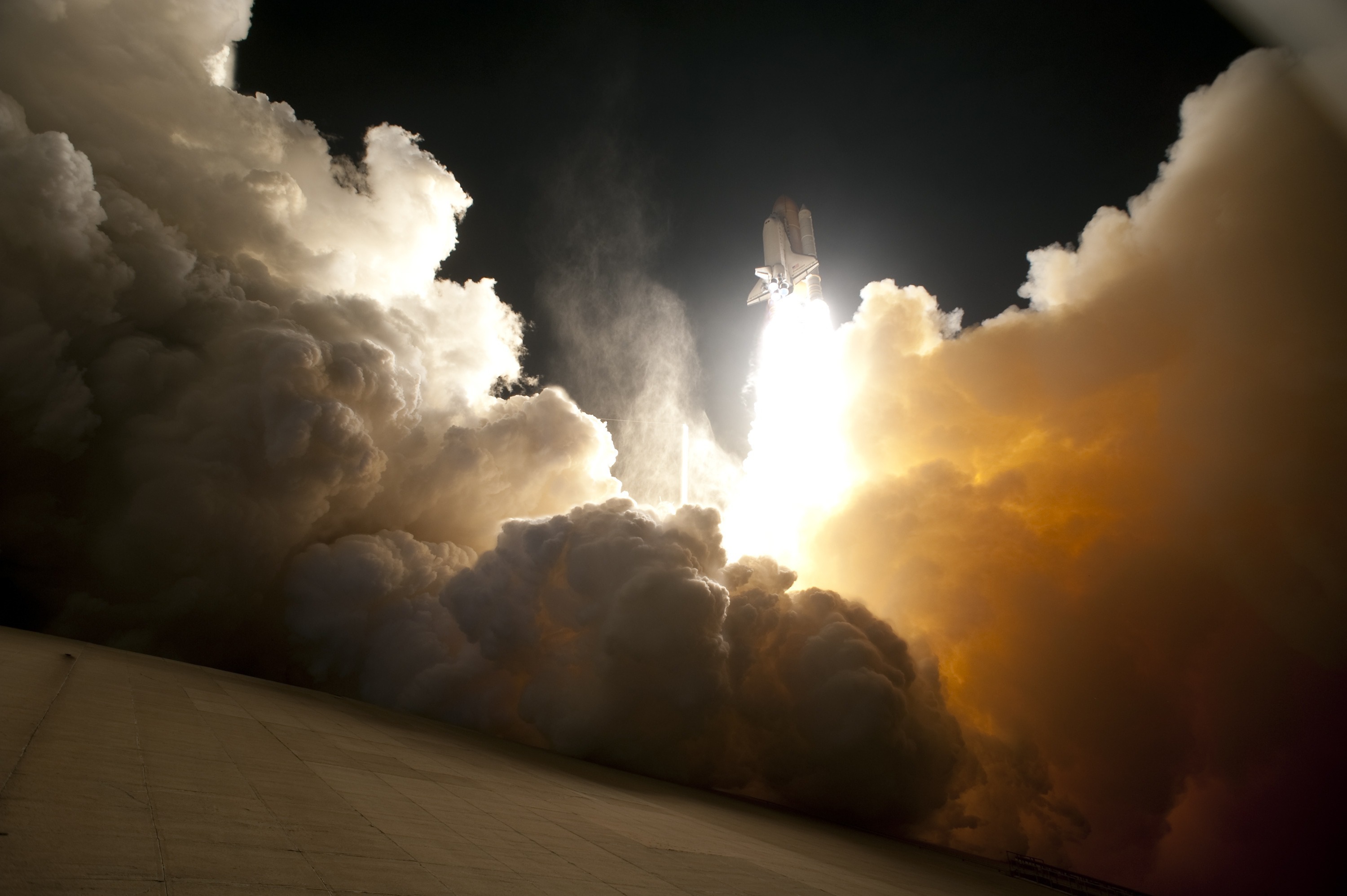 Pentagon dzieli rakietowy tort, wart 13,5 mld. SpaceX, BlueOrigin, United Launch Alliance z kontraktami na obsługę satelitów