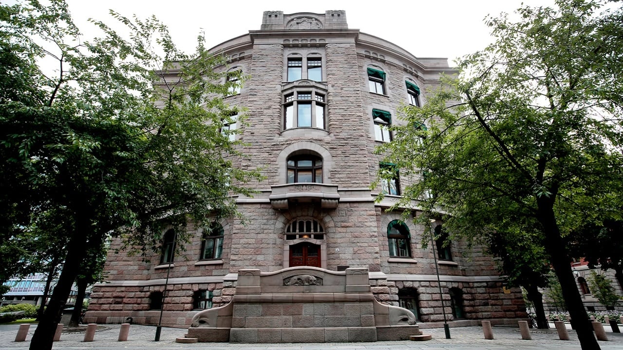 Gigantyczny fundusz sprzedaje potężną ilość akcji firm z kilku krajów. Coś wie?