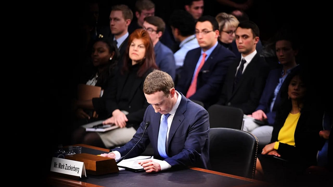 Imperium Zuckberberga pod ostrzałem. Zmierzch monopolu Facebooka?
