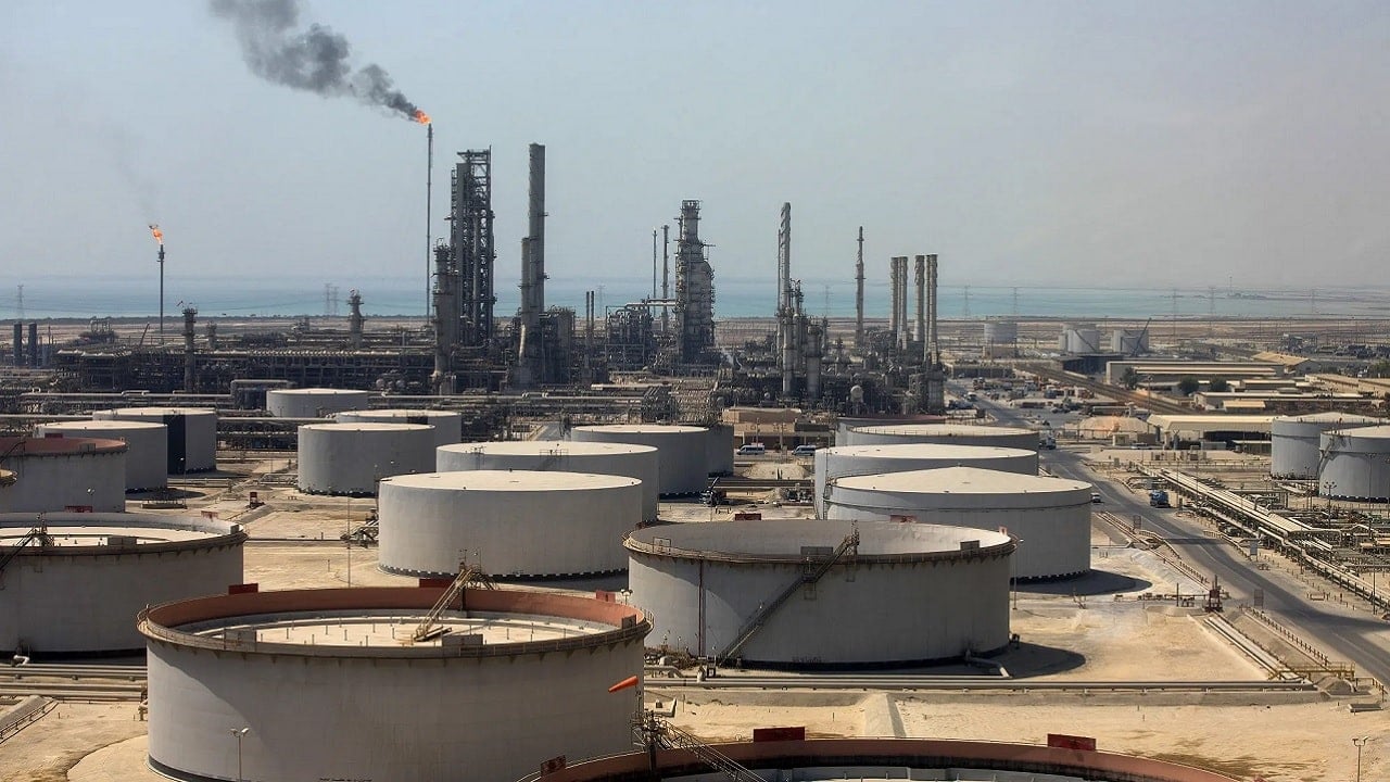 Saudowie, OPEC zaleją rynek ropą? Organizacja w pogoni za pieniędzmi i udziałem w rynku