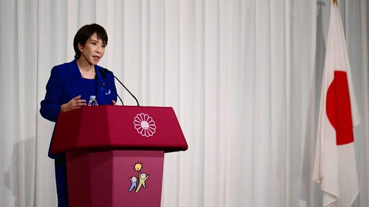 Gwałtowne spadki waluty, obligacji, indeks giełdowy blisko rekordu. Japonia ma własną „żelazną damę” jako nową premier