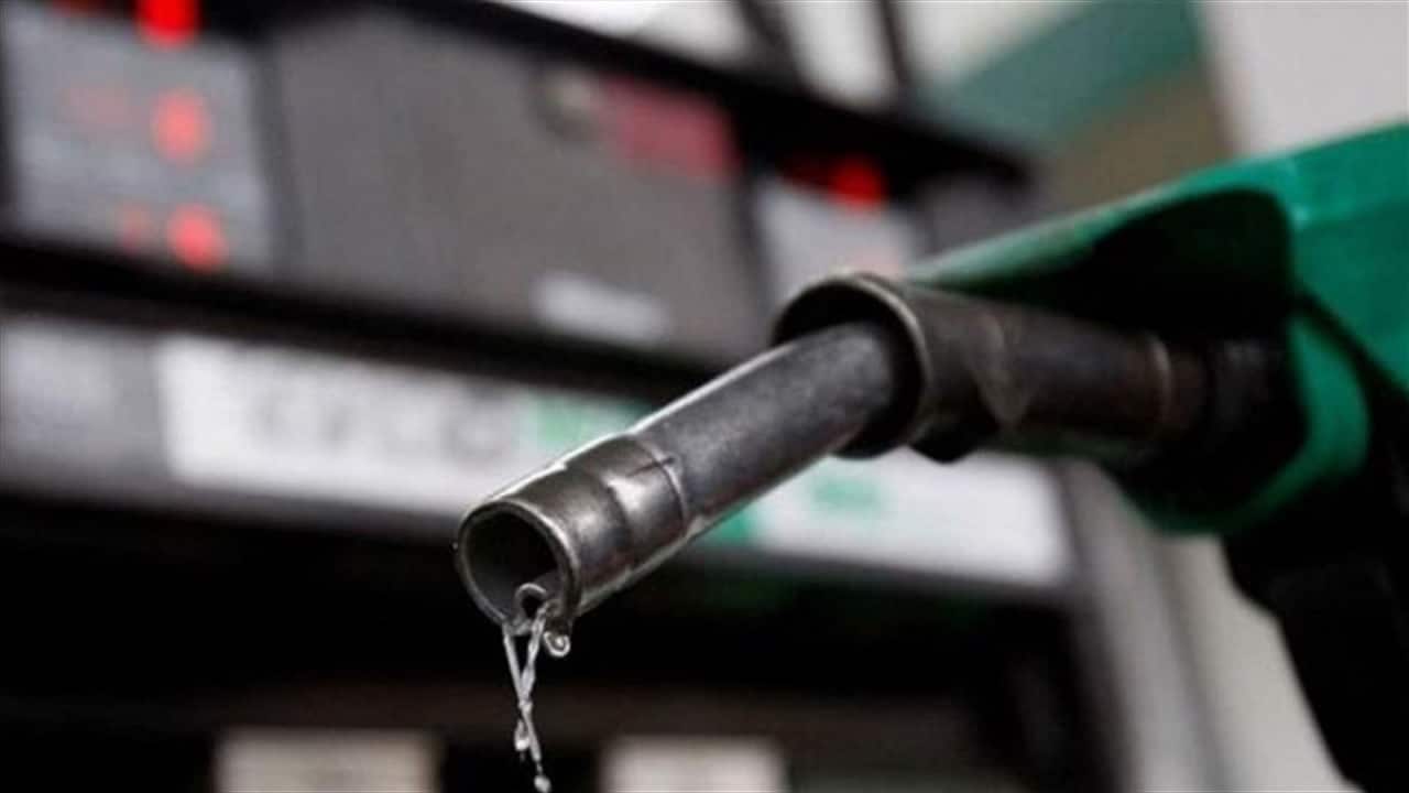 W stolicy kraju zabrakło ropy. Kolejki po paliwo. Co się dzieje?