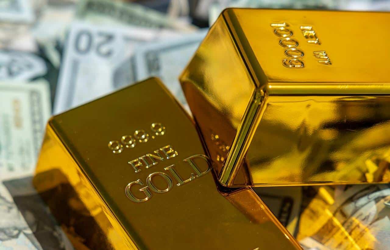 Złoto przyniosło choćby 70 mld zł zysku. Ale Polska nie będzie z tych pieniędzy korzystać. Dlaczego?