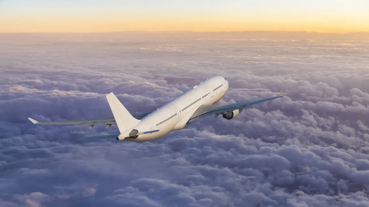 LOT poleci samolotami Airbusa. Największy kontrakt w historii