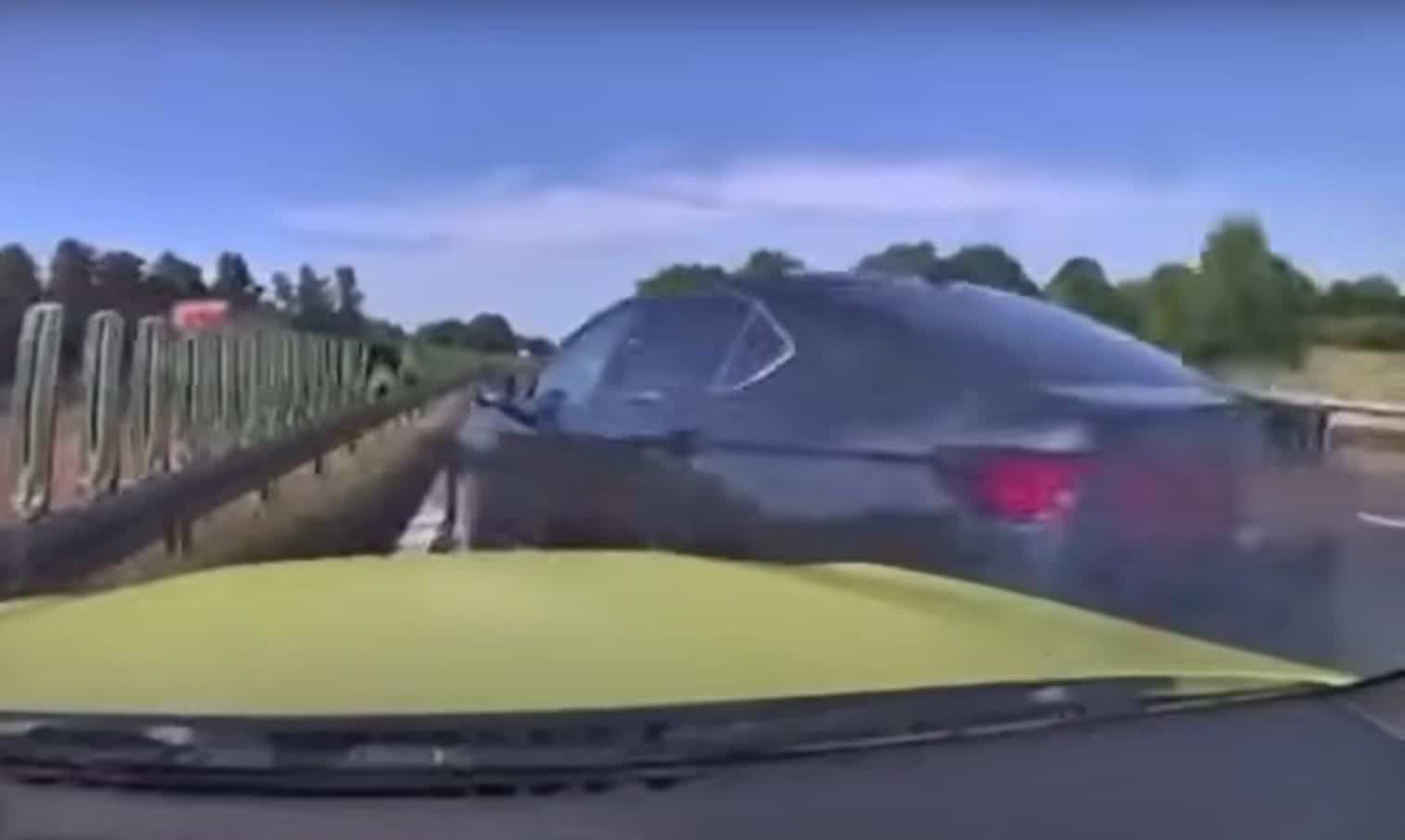 Ta kolizja drogowa zszokowała Polaków. Kierujący skodą marszałek województwa zamierza zrezygnować ze stanowiska? Znamy odpowiedź