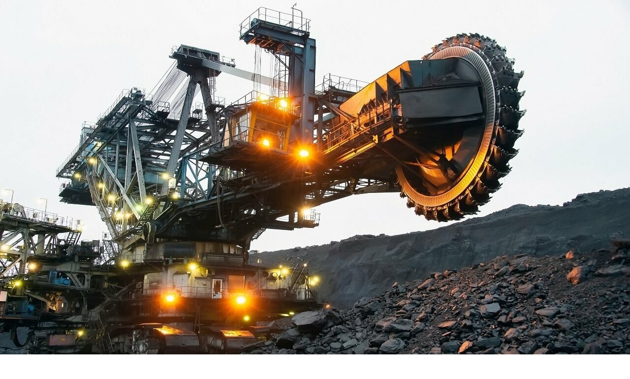 Trwa walka o surowce. Chiny masowo przejmują zasoby. Co się dzieje?