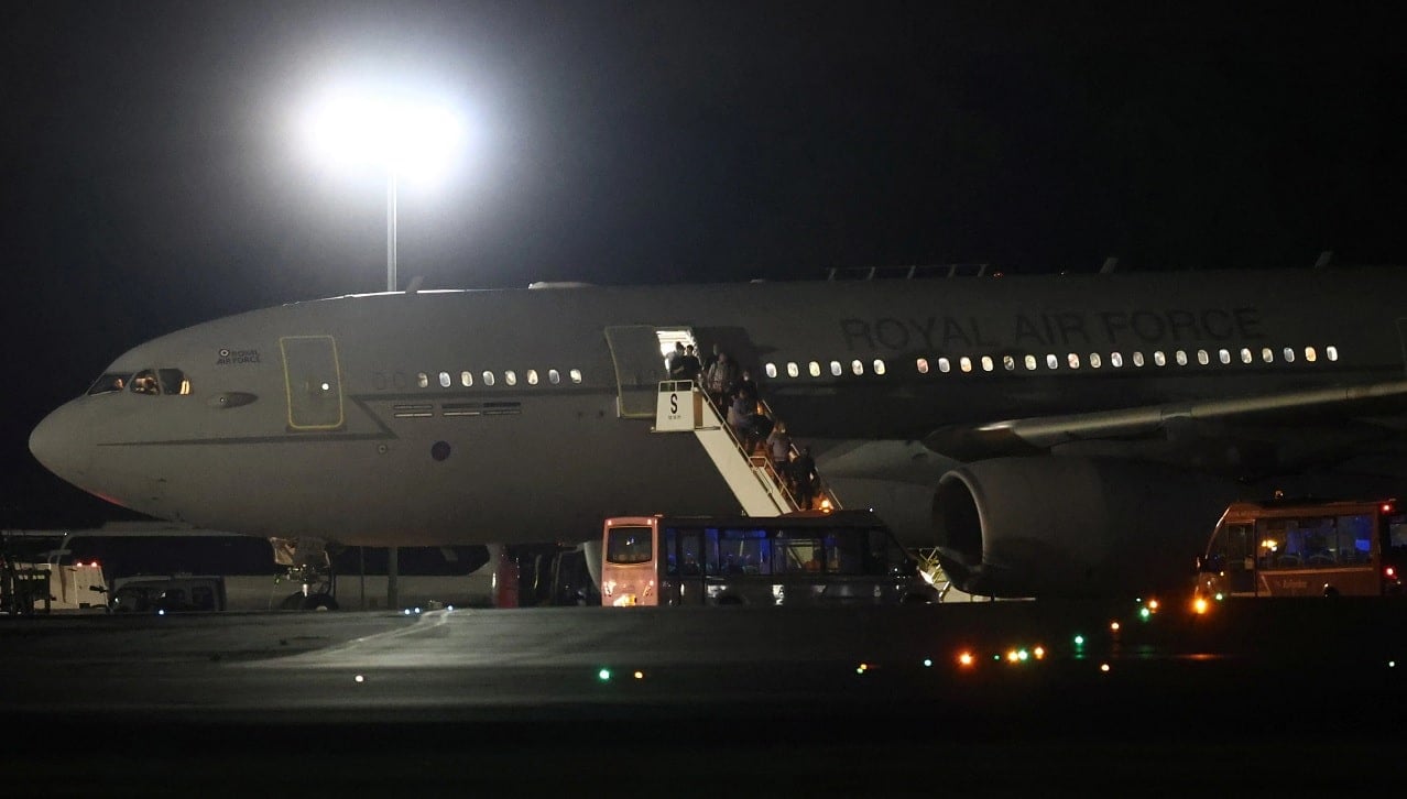 Rząd w tajemnicy przywiózł dziesiątki tysięcy Afgańczyków. Wyciek danych z ministerstwa i miliardowy pozew