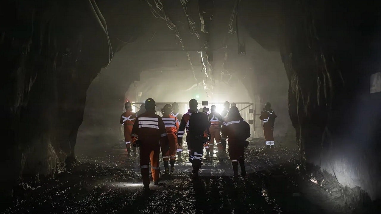 Główna kopalnia światowego lidera w zakresie miedzi wznowi wydobycie po tragicznym wypadku