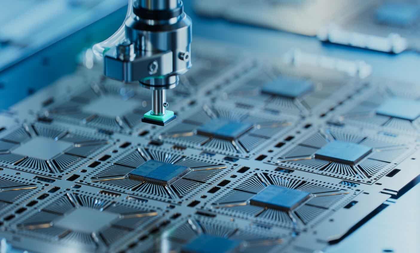 Urządzenia śledzące montowane w chipach dla AI. Celem jeden kraj – choć na całym świecie