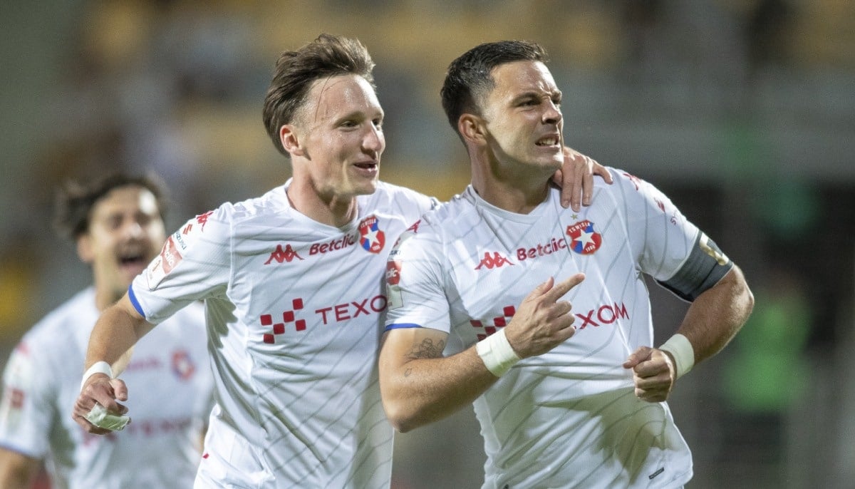 Ekstraklasa drży! Wisła Kraków i Wieczysta demolują Pierwszą Ligę – 37 goli w pięć meczów!