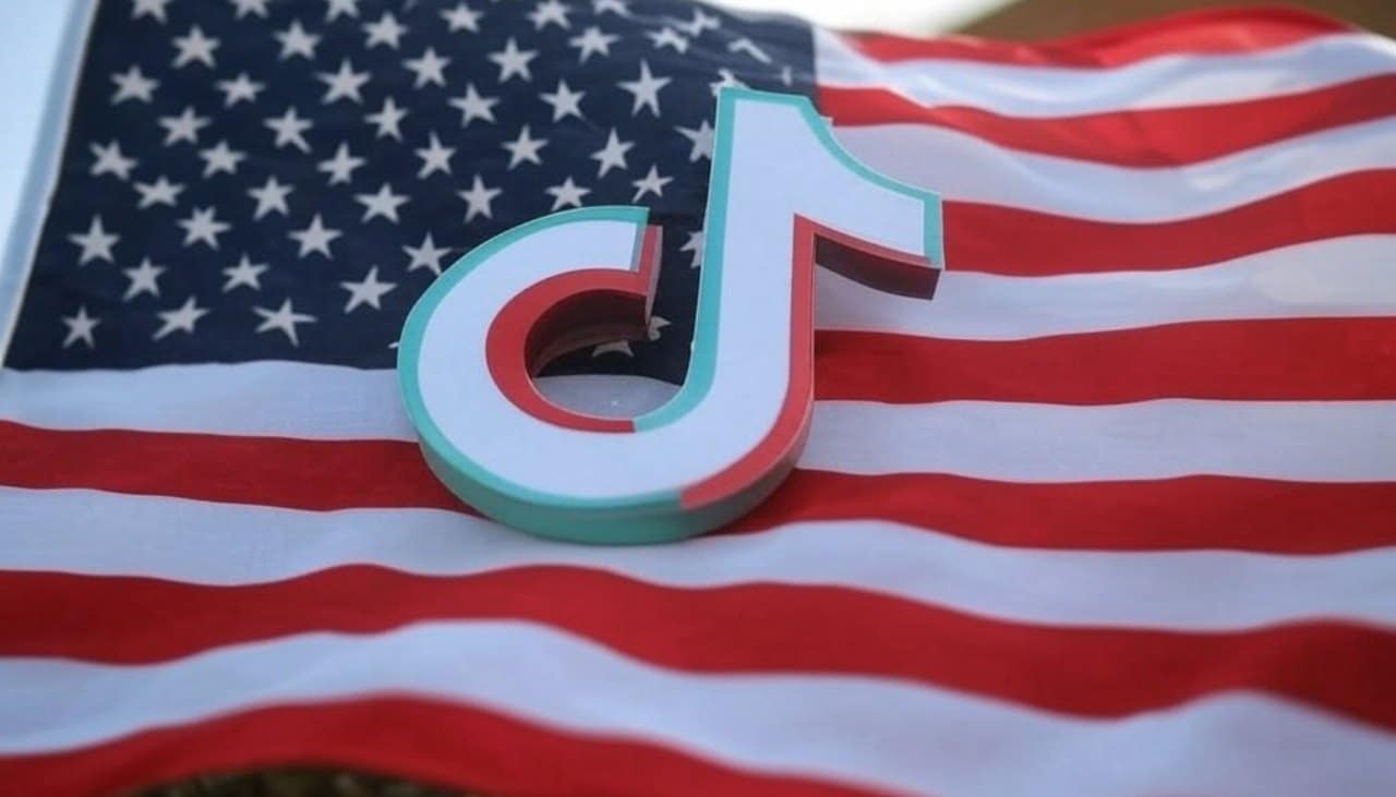 Prezydent USA jest hipokrytą? Trump zmienia zdanie w sprawie TikToka