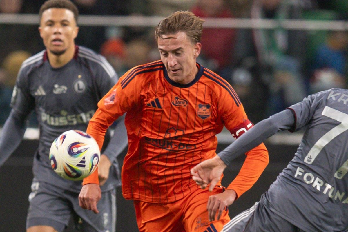 Miał strzelać dla Legii, a teraz totalnie ją skompromitował. Chichot historii przy Łazienkowskiej