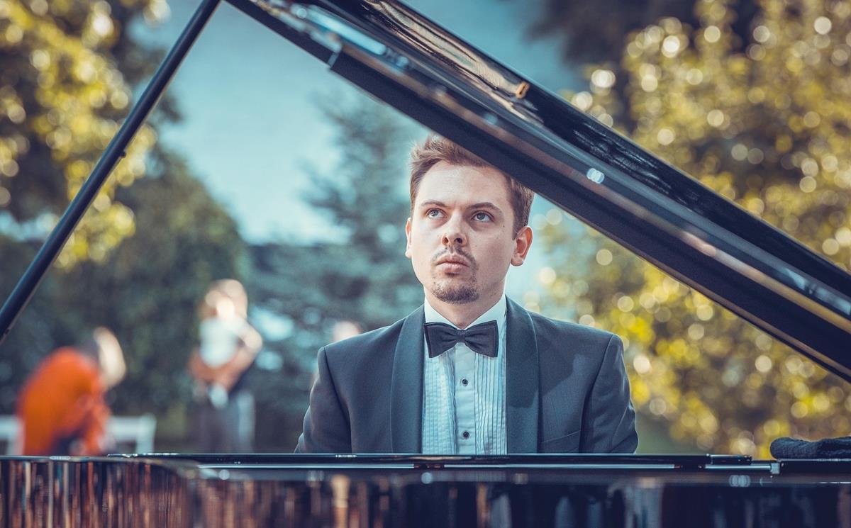 Mateusz Krzyżowski zagrał Chopina w Kijowie