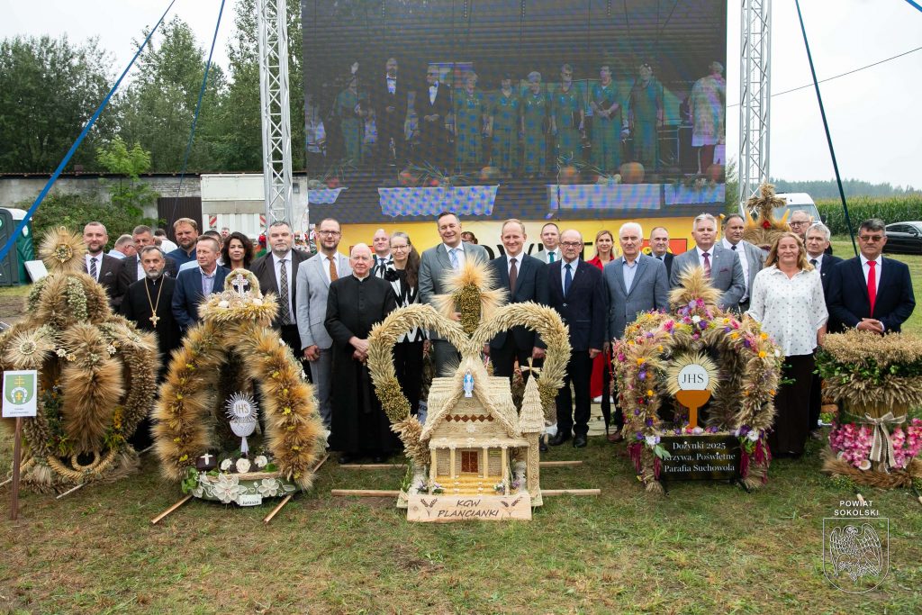 Dziękowali tym, którzy swoją ciężką pracą i wysiłkiem rąk sprawili, iż mamy chleb na stołach.