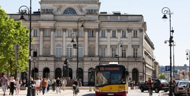 Trakt Królewski ponownie zamienia się w deptak, a autobusy mają objazdy
