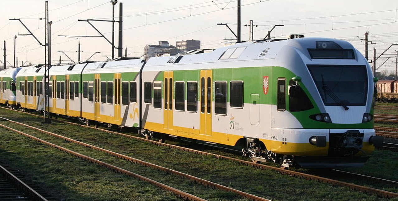 Bilet wycieczkowy na majówkę. Specjalna oferta Kolei Mazowieckich