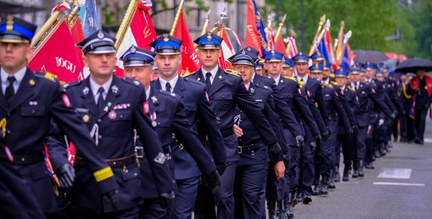 Dzisiaj Międzynarodowy Dzień Strażaka. Centralne obchody na placu Piłsudskiego