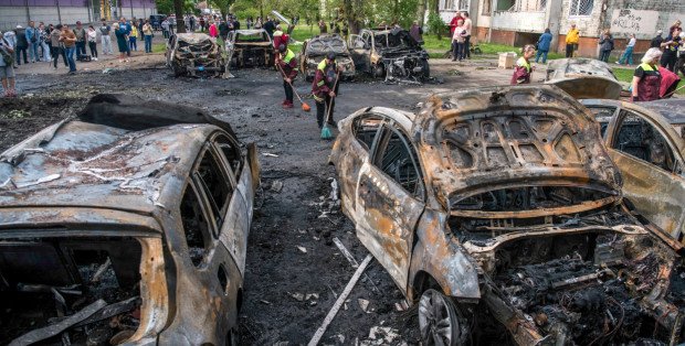 Atak rosyjskich dronów w Kijowie. Co najmniej 11 osób rannych