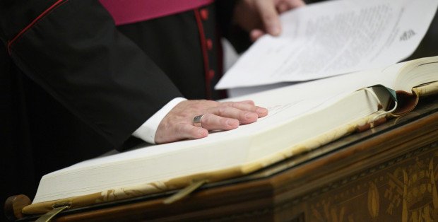 Dziś rozpocznie się konklawe. Jak wygląda wybór nowego papieża?