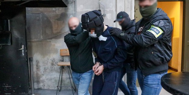 Zbrodnia na Uniwersytecie Warszawskim. Prokuratura o przesłuchaniu Mieszka R.