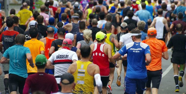 Charytatywny bieg Szkoły Głównej Handlowej. Utrudnienia na Mokotowie [MAPY]