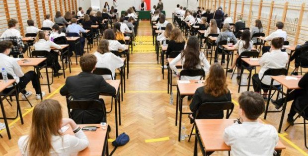 Ruszają egzaminy ósmoklasisty. W tym roku więcej czasu dla zdających