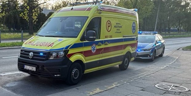 Atak na warszawskiej uczelni. 31-latek został uderzony tępym narzędziem w głowę