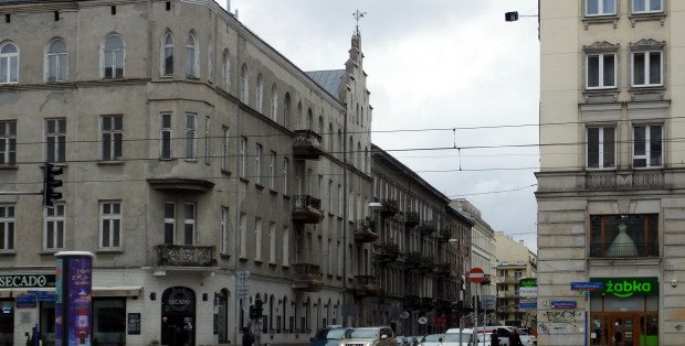 Sesja rady miasta ws. kamienicy przy Marszałkowskiej 66 zawieszona. Kiedy kontynuacja?