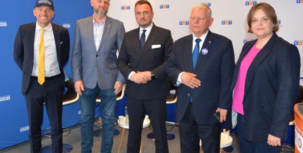 Rola K. Nawrockiego w Grand Hotelu. Burzliwa dyskusja w Polskim Radiu RDC