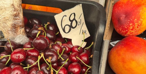 Drogie owoce na Mazowszu. Za maliny w hurcie choćby 80 zł za kg