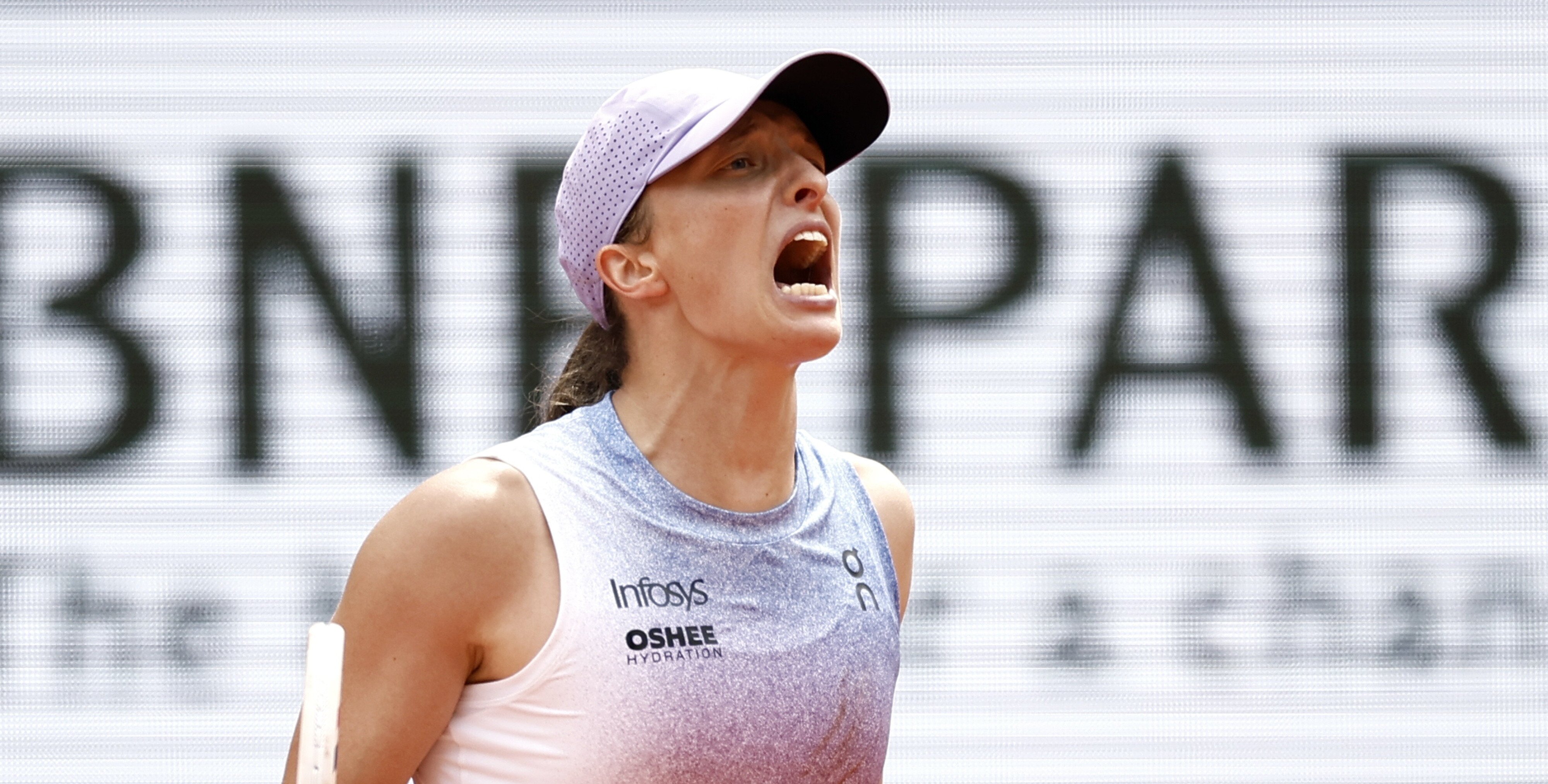 Iga Świątek pokonała Jelenę Rybakinę i zameldowała się w ćwierćfinale French Open