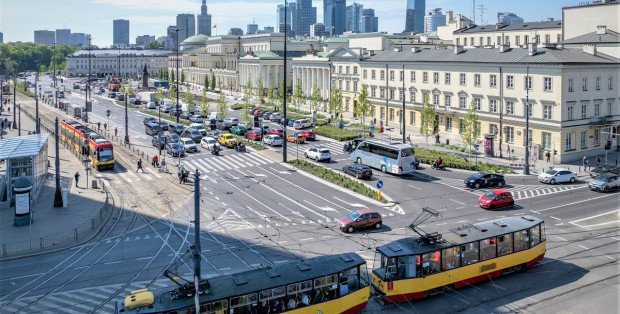 Kolejny etap remontu torowiska w Warszawie. Bez tramwajów między Kinem Femina a Pl. Bankowym