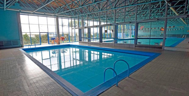 Baseny przy Namysłowskiej do kompletnego remontu. Jest pozwolenie na przebudowę