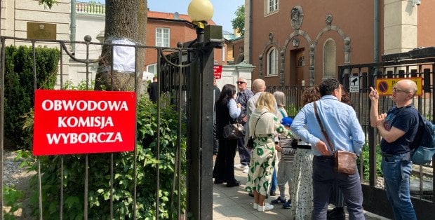 Głosowanie za granicą. MSZ podał dane o frekwencji