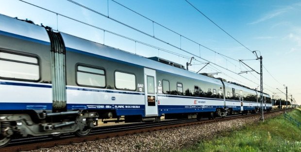 Kolej coraz szybsza? Skraca się czas przejazdu na trasie Nasielsk – Sierpc