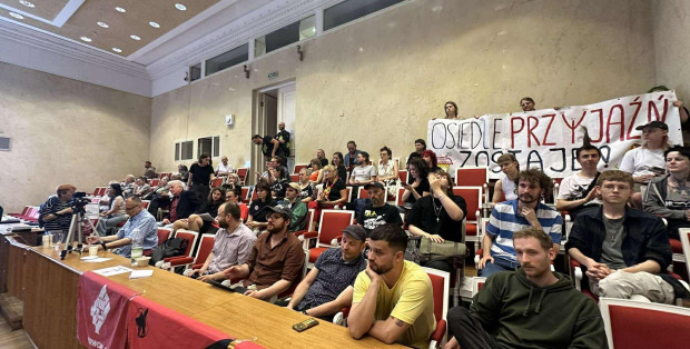 Burzliwa dyskusja nt. prywatyzacji kamienicy przy Marszałkowskiej 66 na Radzie Warszawy