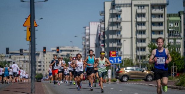 Liczne imprezy biegowe w weekend. Pierwsze utrudnienia już dziś [SPRAWDŹ]