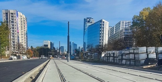 Prace tramwajarzy i utrudnienia oraz wstrzymany ruch w kilku dzielnicach [SPRAWDŹ]