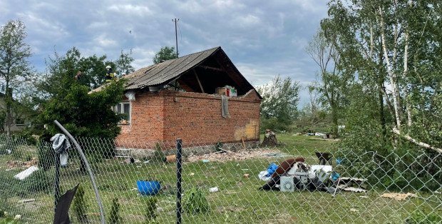 Szacowanie strat po przejściu nawałnicy. Kiedy pomoc dla poszkodowanych mieszkańców?