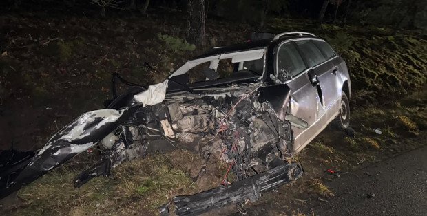 Śmiertelny wypadek k. Przasnysza. Prokuratura: Kierowca był pijany i pod wpływem narkotyków