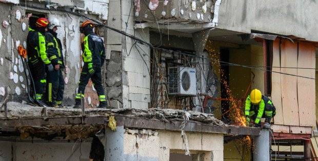 W. Zełenski: natarcie rosyjskich wojsk w obwodzie sumskim zatrzymane