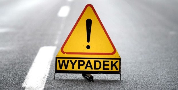 Trzy osoby ranne po wypadku na S2. Zderzyły się 2 samochody