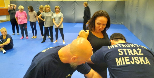 Nauka samoobrony ze Strażą Miejską. Ruszają zapisy na „Bezpieczną Warszawiankę”