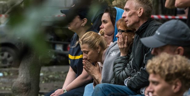 Ukraina: Liczba ofiar rosyjskiego ataku w Kijowie wzrosła do 21