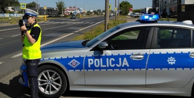 Więcej policji na drogach. Będą kontrole prędkości i trzeźwości