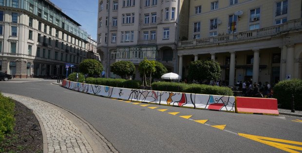 Ogródki gastronomiczne wracają na plac Zbawiciela